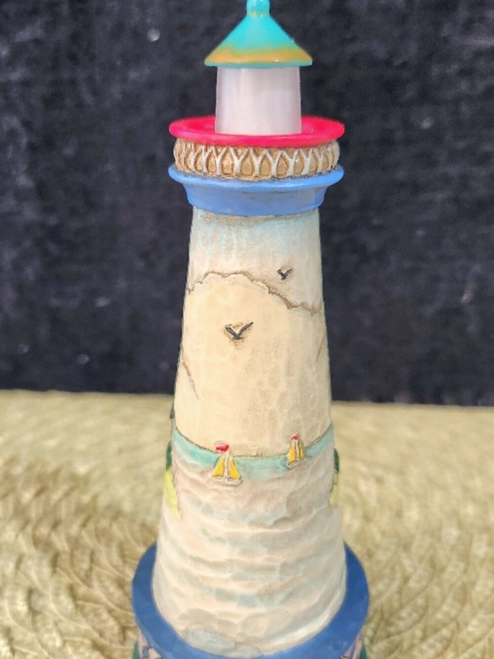 Jim Shore "Light Up Heartwood Creek Lighthouse" Figurine - Picture 8 of 8